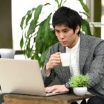 フリーランスは個人事業主なの？副業で独立・開業する方法