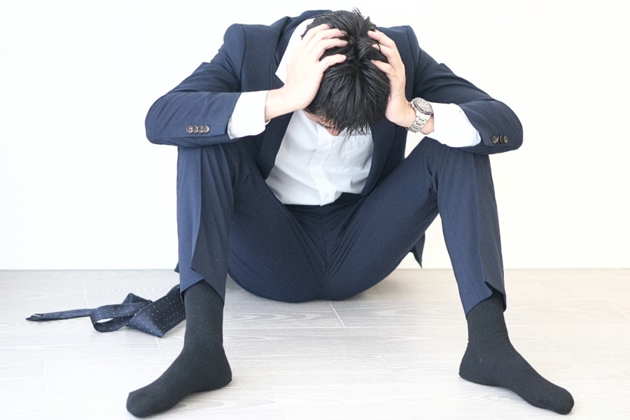 営業が苦痛で3年もたない|営業マンに向いてない人&向いてる人の違い