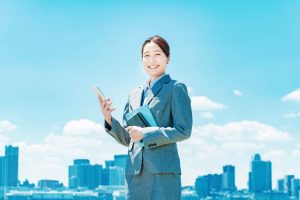 土日限定でも副業できる？営業職が独立開業するメリット