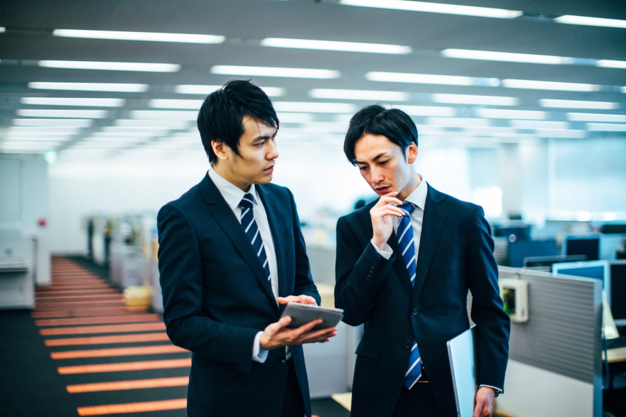 根回しが上手な人は成功しやすい!?ビジネス現場の根回し方法 | 営業シーク|セールスやビジネスに役立つノウハウ&コツが多数掲載