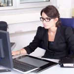 営業メガネはどうする?営業マンにおすすめのブランド眼鏡