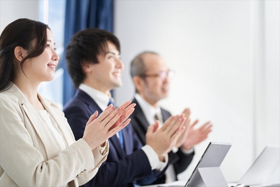 新人営業はセミナーを活用すべき!売上アップに繋がる営業研修とは?