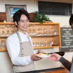 リピーターはどう増やす?リピート客の作り方&コツを解説!