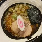 談合坂PAにあるラーメン大皇の醤油ラーメンを食レポ!