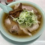 歌舞伎町にある新宿ナギチャンラーメンで”中華そば”を食レポ!