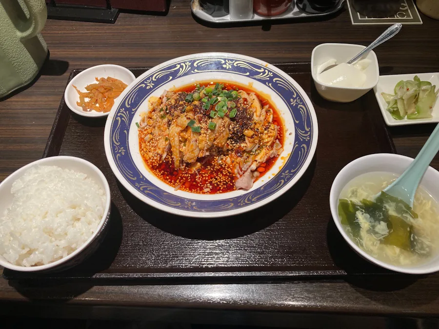 豊洲の本格四川料理「麻辣先生」食レポ！痺れる旨さのよだれ鶏を堪能